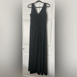 Black Formal Criss Cross Bodice Sleeveless Maxi Gown Size :14
